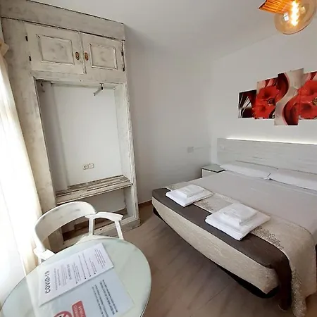 Guest house Hostal Kokkola Fuengirola